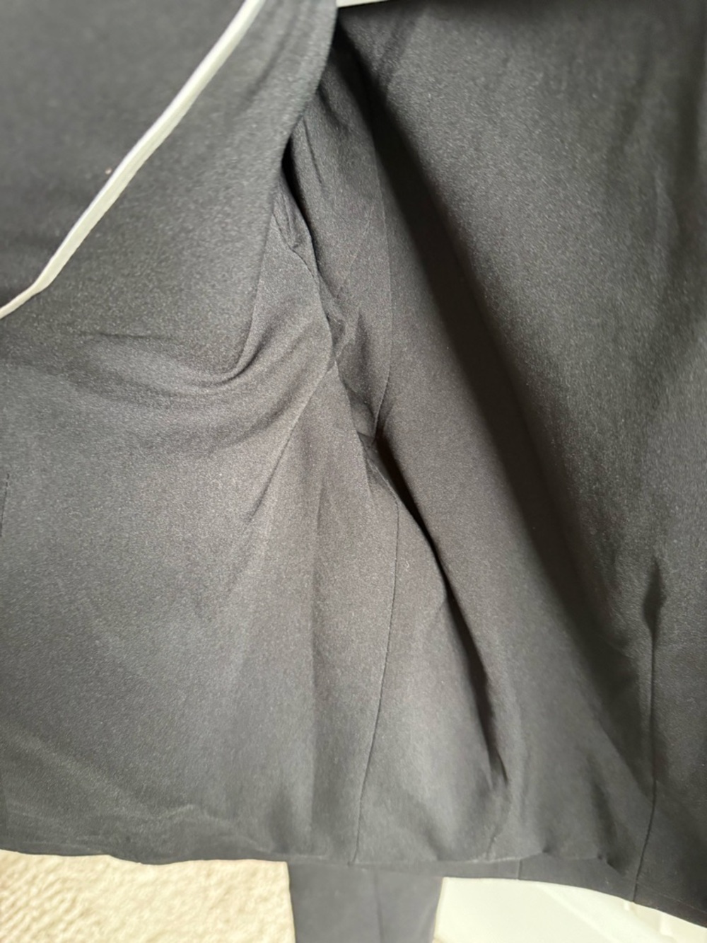 White House Black Market Black Cropped Blazer - Picture 6 of 6